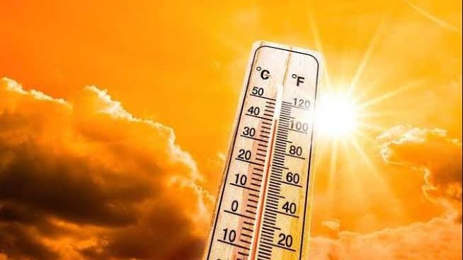 Editorial image for: Warning against sun exposure between 10 AM and 5 PM